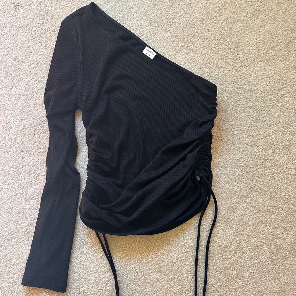 Aritzia One Shoulder Top
